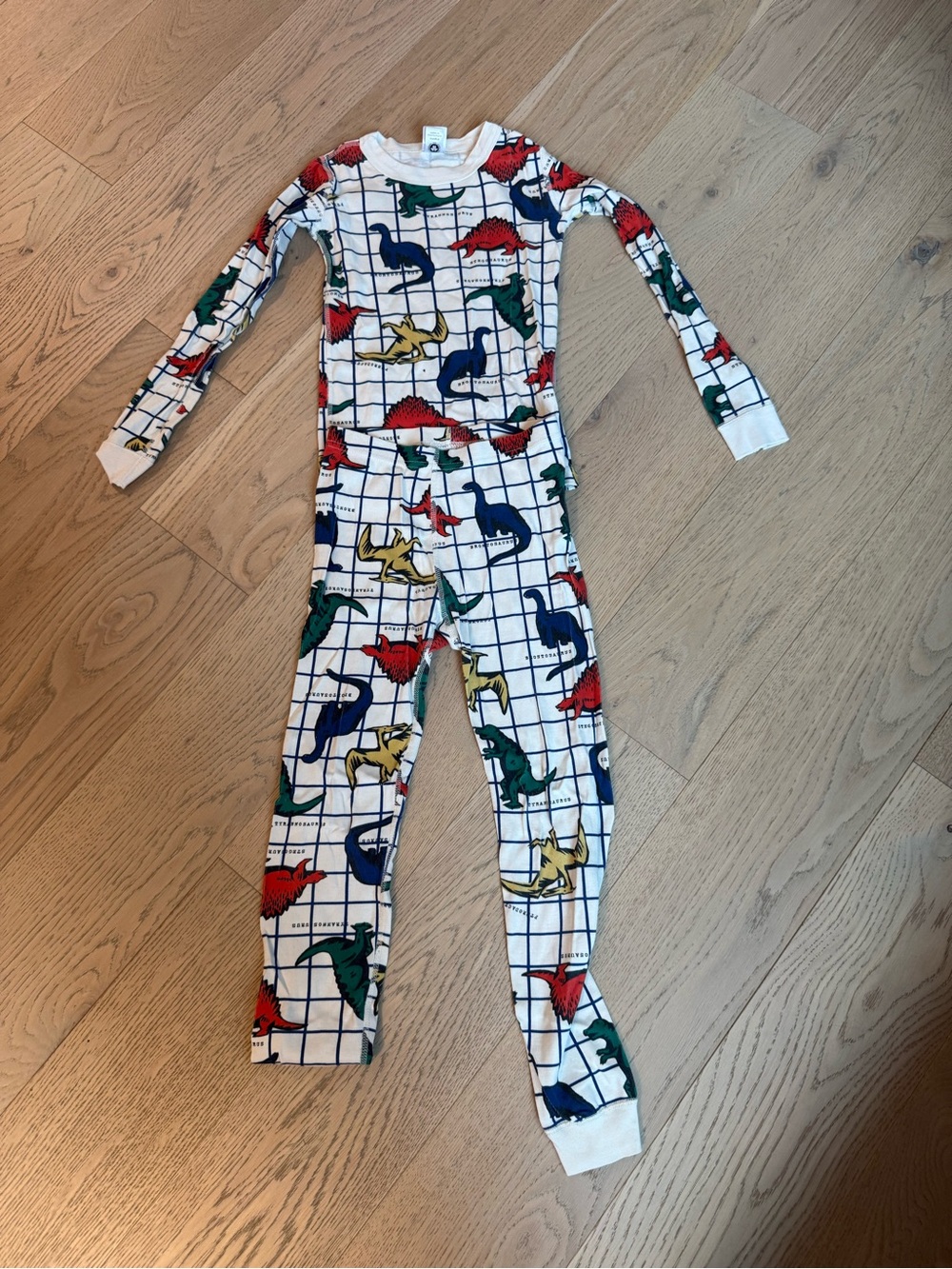 Hanna Andersson Dinosaur PJ’s sz 8